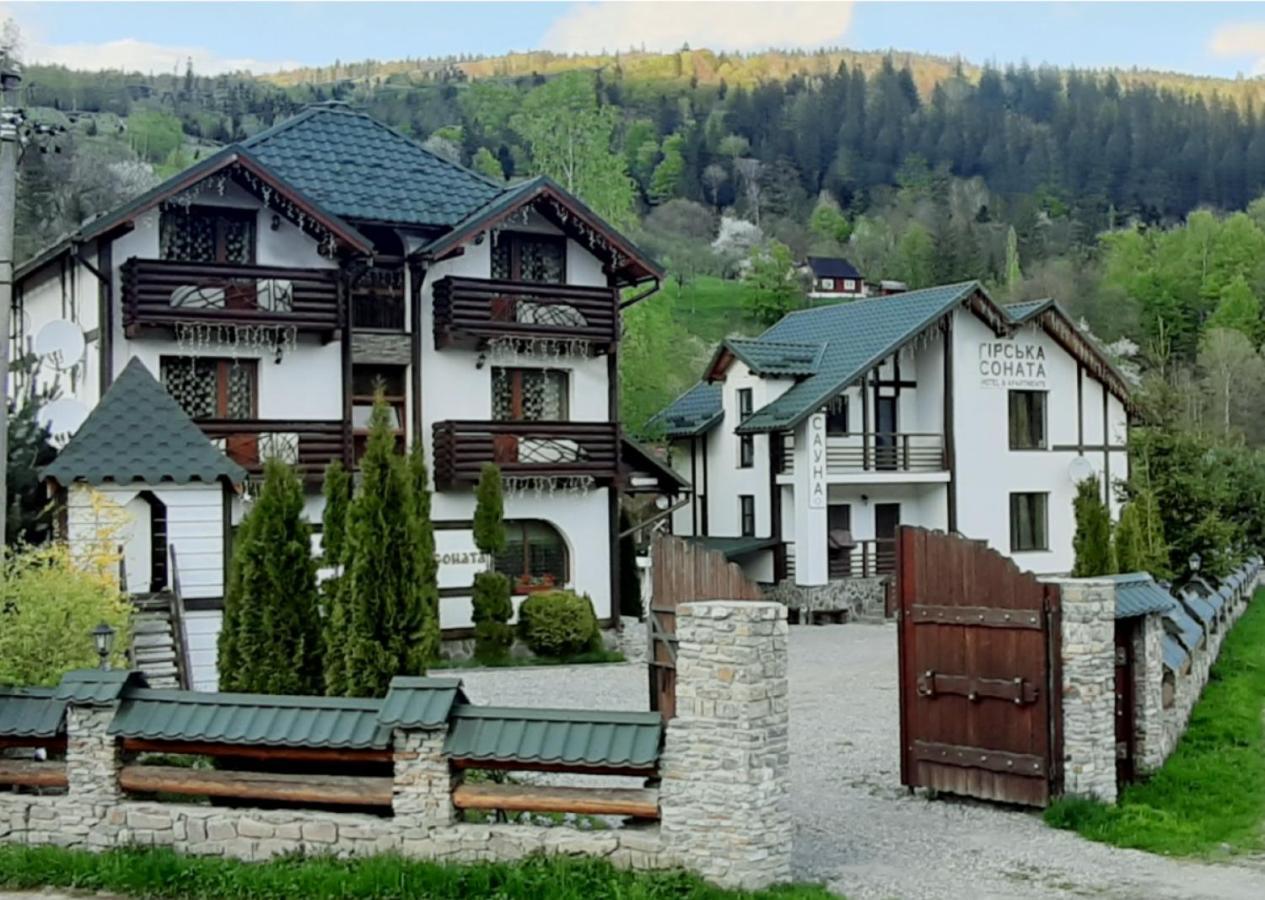 Girska Sonata Hotel & Apartments Mykulychyn Esterno foto